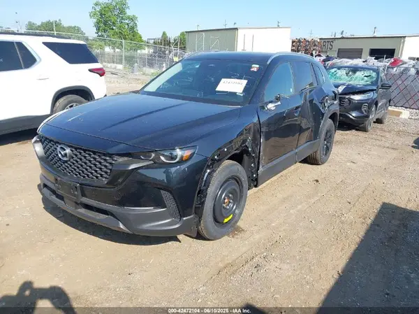 7MMVABDM7SN348072 2025 MAZDA CX-50 - Image 2