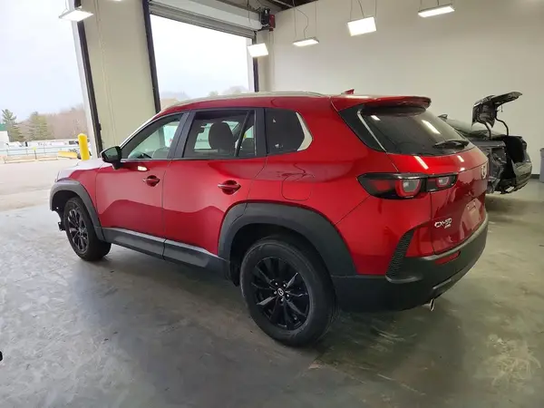 7MMVABDM7SN371867 2025 MAZDA CX-50 - Image 2