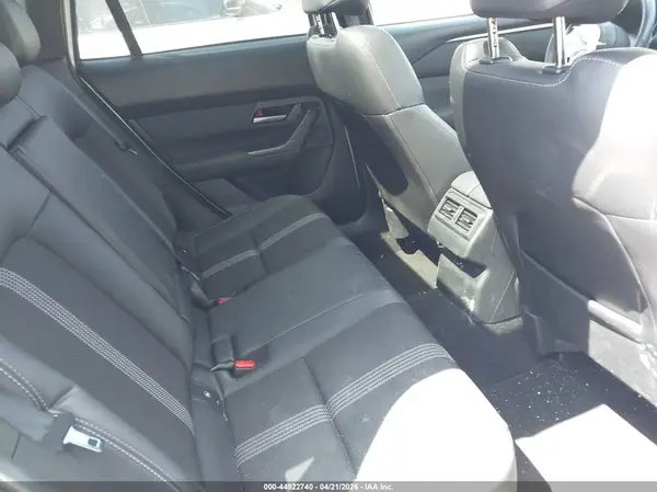 7MMVABDM7SN372663 2025 MAZDA CX-50 - Image 8
