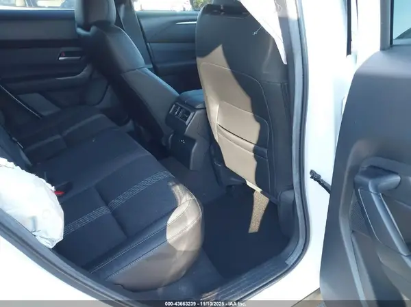 7MMVABDM8RN177648 2024 MAZDA CX-50 - Image 8