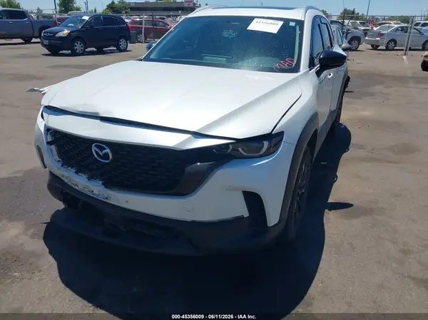 7MMVABDM8SN310317 2025 MAZDA CX-50 - Image 2