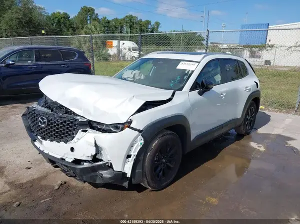 7MMVABDM8SN335119 2025 MAZDA CX-50 - Image 2