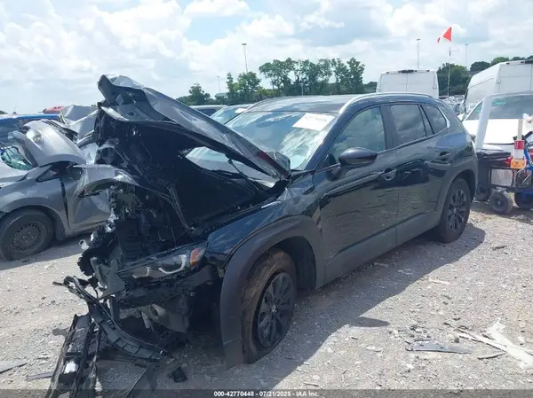 7MMVABDM8SN364927 2025 MAZDA CX-50 - Image 2