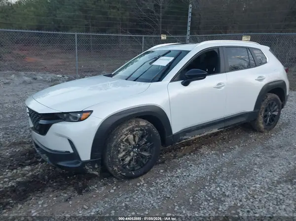 7MMVABDM8SN379217 2025 MAZDA CX-50 - Image 2