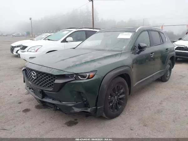 7MMVABDMXSN365576 2025 MAZDA CX-50 - Image 2