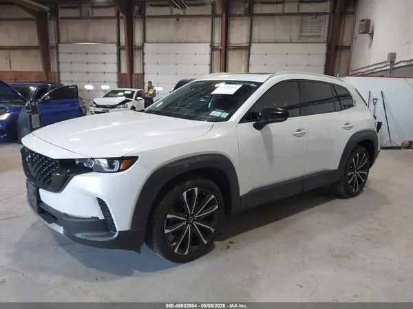 7MMVABDY4PN105491 2023 MAZDA CX-50 - Image 2