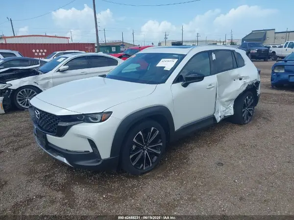 7MMVABDY4PN137292 2023 MAZDA CX-50 - Image 2