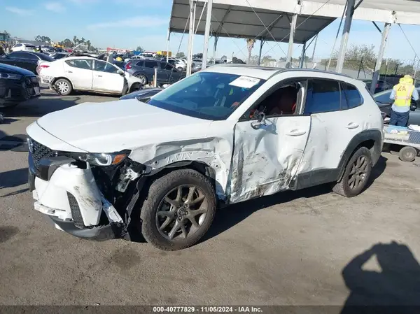 7MMVABDY8PN153527 2023 MAZDA CX-50 - Image 2