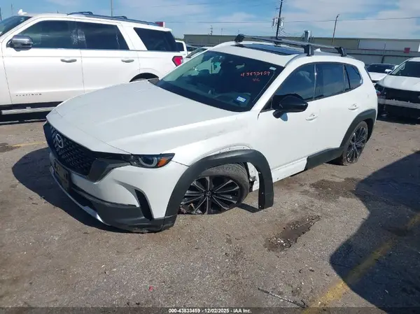 7MMVABDY8RN207430 2024 MAZDA CX-50 - Image 2
