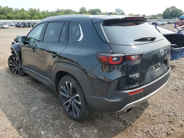 7MMVABDY9PN129933 2023 MAZDA CX-50 - Image 2