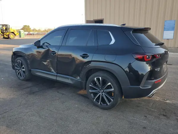 7MMVABDYXPN126264 2023 MAZDA CX-50 - Image 2