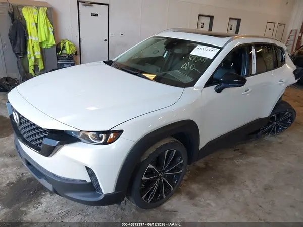 7MMVABEM0PN121828 2023 MAZDA CX-50 - Image 2