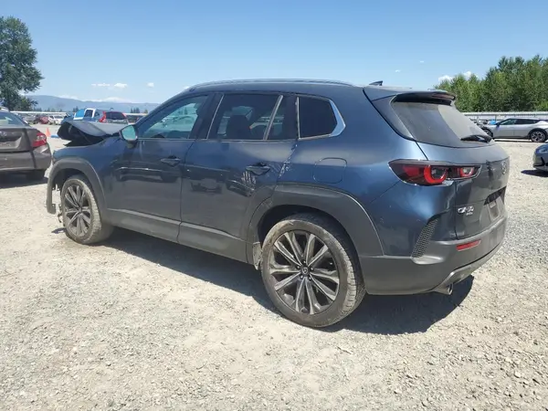 7MMVABEM0PN129329 2023 MAZDA CX-50 - Image 2