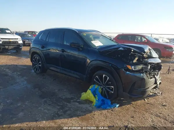 7MMVABEM0PN131758 2023 MAZDA CX-50 - Image 1