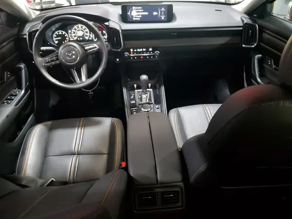 7MMVABEM0SN338370 2025 MAZDA CX-50 - Image 8