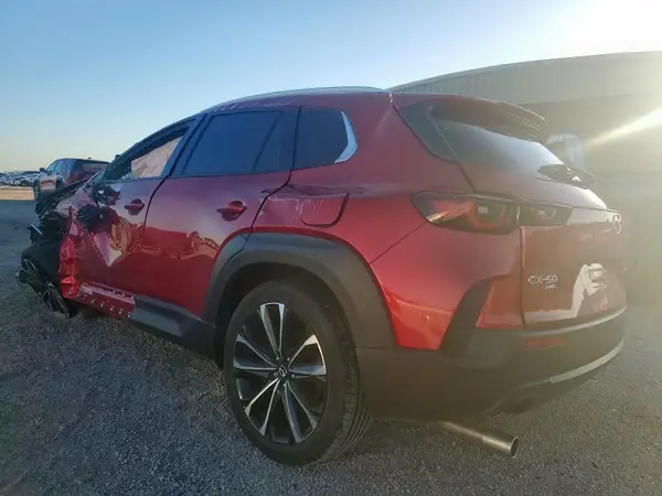 7MMVABEM0SN369943 2025 MAZDA CX-50 - Image 2