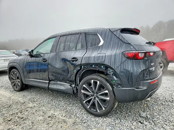 7MMVABEM0SN370557 2025 MAZDA CX-50 - Image 2