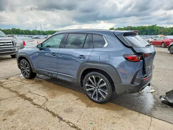 7MMVABEM1PN155017 2023 MAZDA CX-50 - Image 2