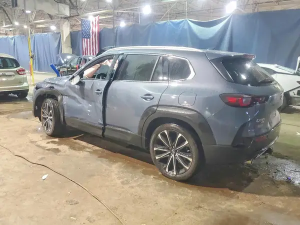 7MMVABEM1RN169955 2024 MAZDA CX-50 - Image 2