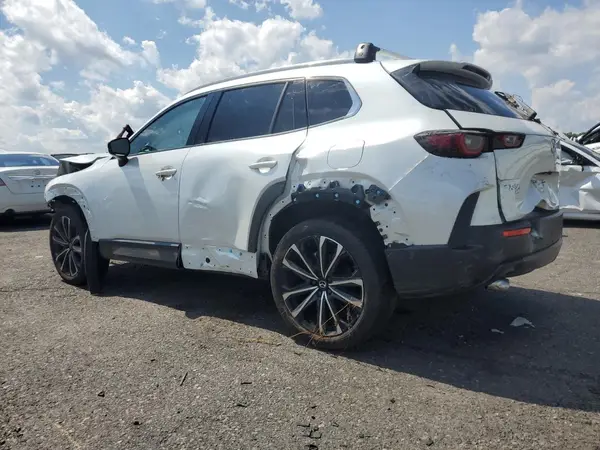 7MMVABEM1SN329130 2025 MAZDA CX-50 - Image 2