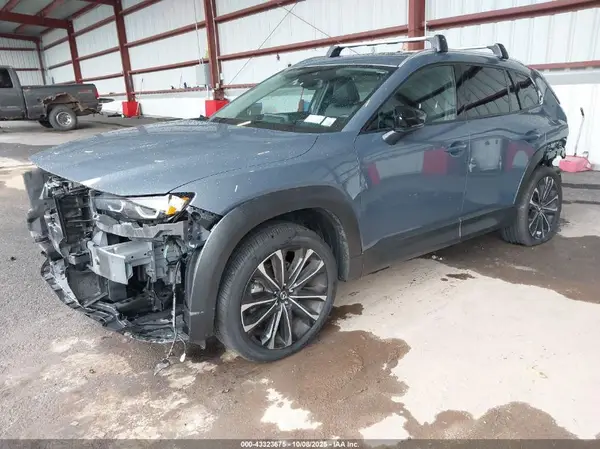 7MMVABEM2RN239852 2024 MAZDA CX-50 - Image 2