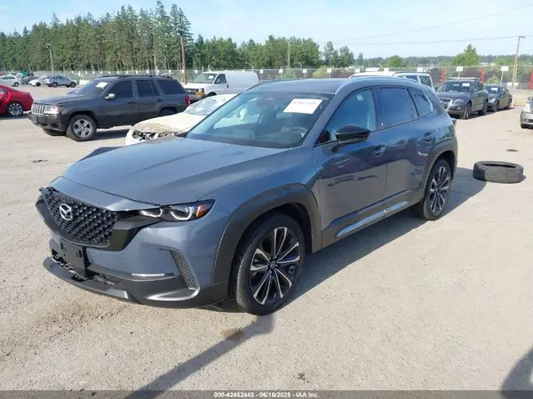 7MMVABEM2SN332649 2025 MAZDA CX-50 - Image 2