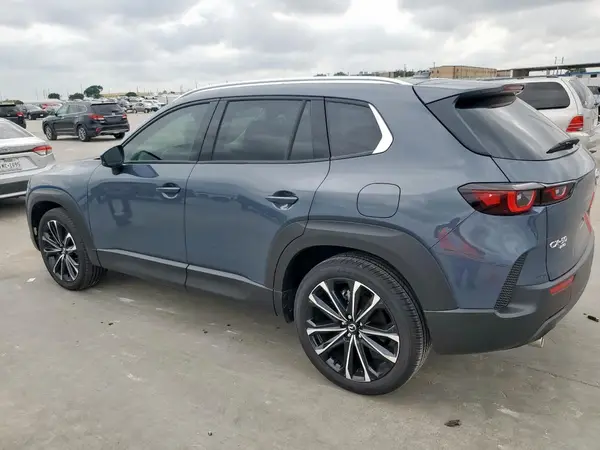 7MMVABEM2SN335146 2025 MAZDA CX-50 - Image 2