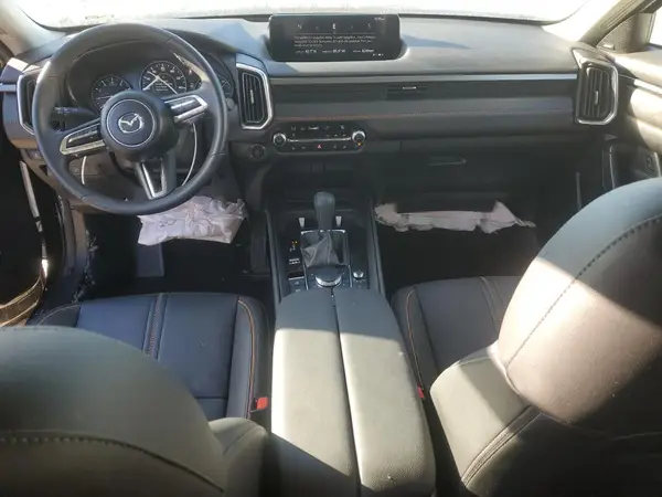 7MMVABEM2SN375002 2025 MAZDA CX-50 - Image 8