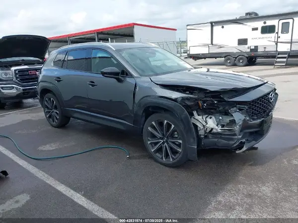 7MMVABEM3PN103422 2023 MAZDA CX-50 - Image 1