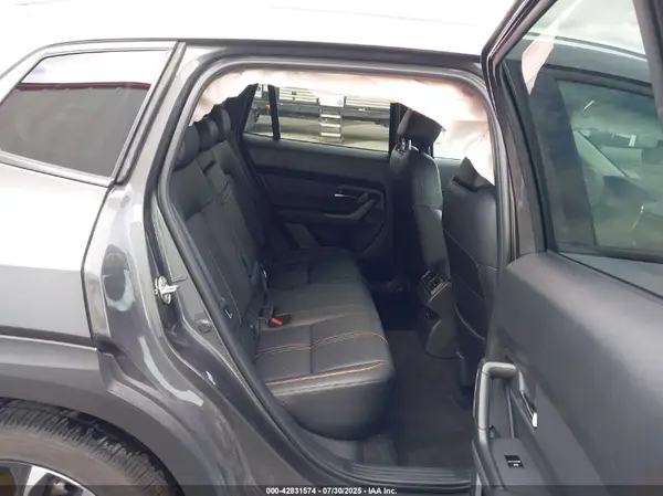 7MMVABEM3PN103422 2023 MAZDA CX-50 - Image 8