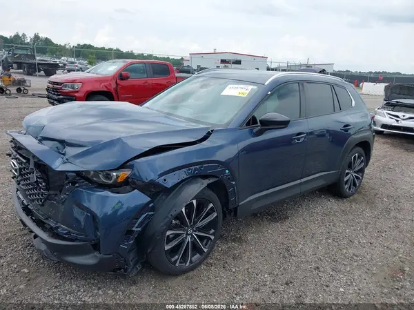 7MMVABEM3PN130877 2023 MAZDA CX-50 - Image 2