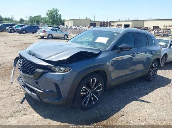 7MMVABEM3PN152314 2023 MAZDA CX-50 - Image 2