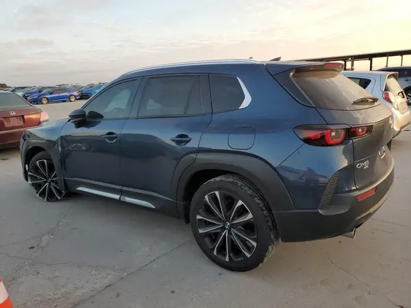 7MMVABEM3SN365207 2025 MAZDA CX-50 - Image 2