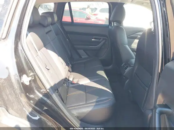 7MMVABEM3SN369158 2025 MAZDA CX-50 - Image 8
