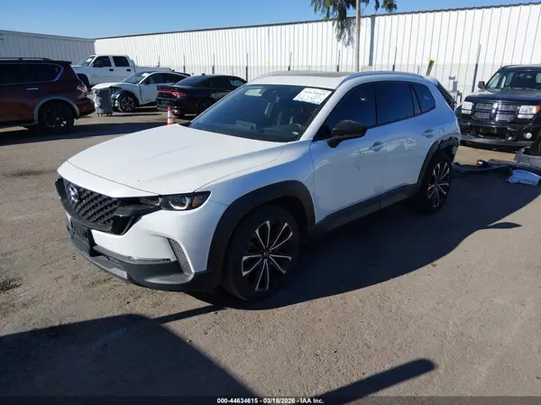 7MMVABEM4PN110282 2023 MAZDA CX-50 - Image 2