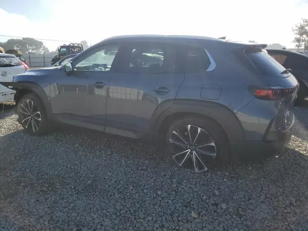 7MMVABEM4RN171716 2024 MAZDA CX-50 - Image 2