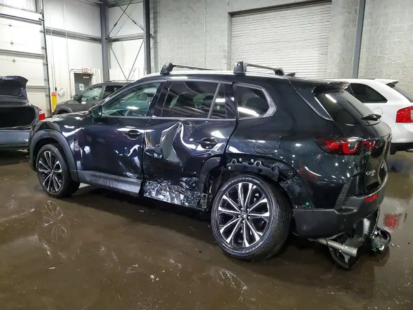 7MMVABEM4RN171909 2024 MAZDA CX-50 - Image 2