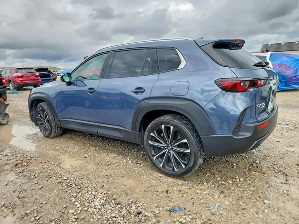 7MMVABEM4RN193151 2024 MAZDA CX-50 - Image 2