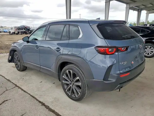 7MMVABEM4RN214595 2024 MAZDA CX-50 - Image 2