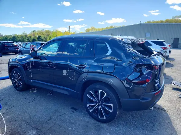 7MMVABEM4SN359397 2025 MAZDA CX-50 - Image 2
