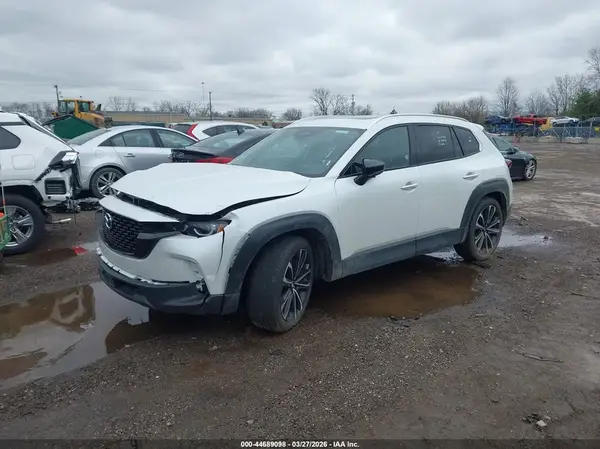 7MMVABEM4SN373350 2025 MAZDA CX-50 - Image 2