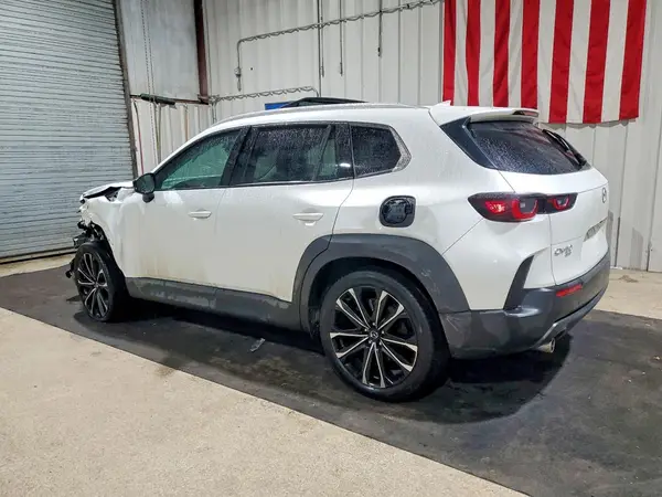 7MMVABEM4SN378015 2025 MAZDA CX-50 - Image 2