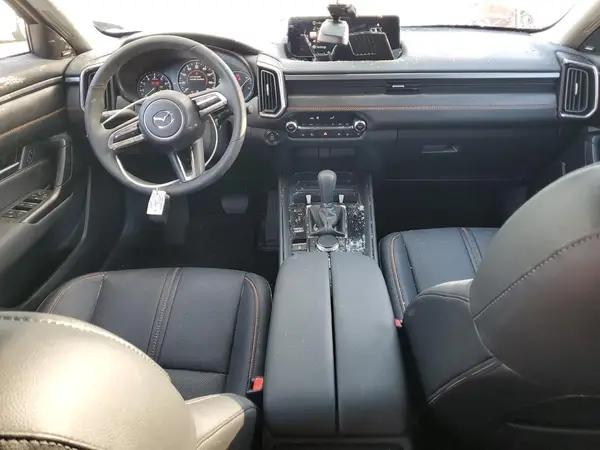 7MMVABEM5SN371381 2025 MAZDA CX-50 - Image 8