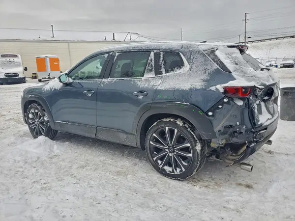 7MMVABEM6PN102779 2023 MAZDA CX-50 - Image 2