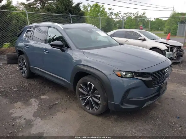 7MMVABEM6PN105424 2023 MAZDA CX-50 - Image 1