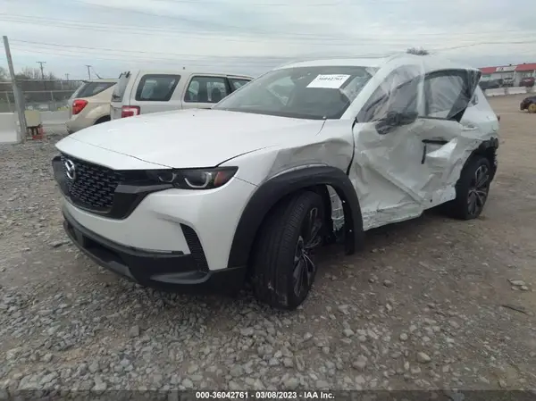 7MMVABEM6PN130890 2023 MAZDA CX-50 - Image 2