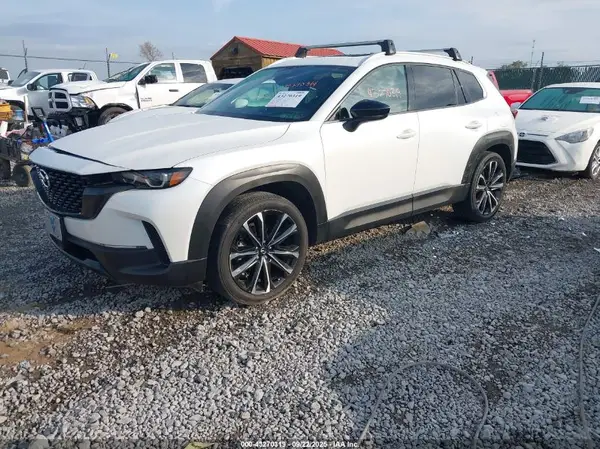 7MMVABEM6RN159485 2024 MAZDA CX-50 - Image 2