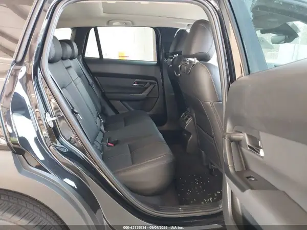 7MMVABEM6SN332783 2025 MAZDA CX-50 - Image 8