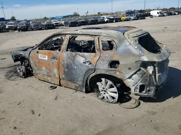 7MMVABEM6SN364911 2025 MAZDA CX-50 - Image 2