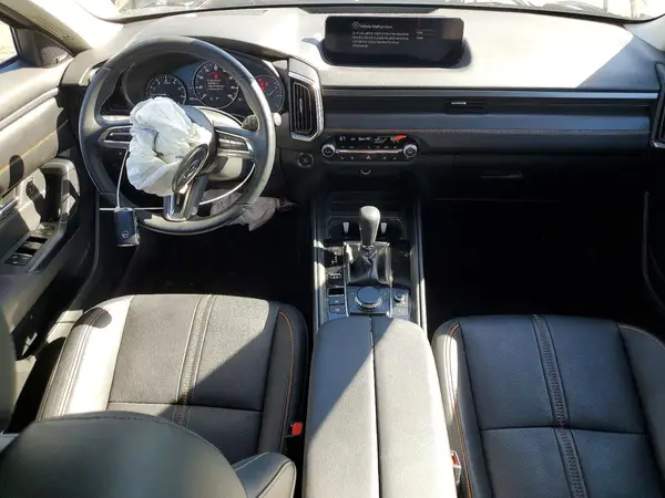 7MMVABEM6SN369932 2025 MAZDA CX-50 - Image 8
